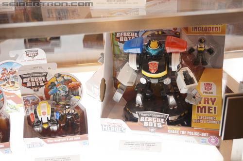 BotCon 2012: Transformers Rescue Bots - Transformers Event: DSC07143