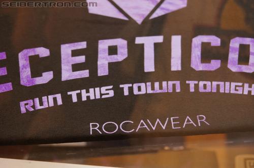 BotCon 2012: Miscellaneous Products - Transformers Event: DSC07038