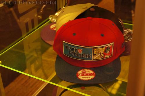 BotCon 2012: Miscellaneous Products - Transformers Event: DSC07048