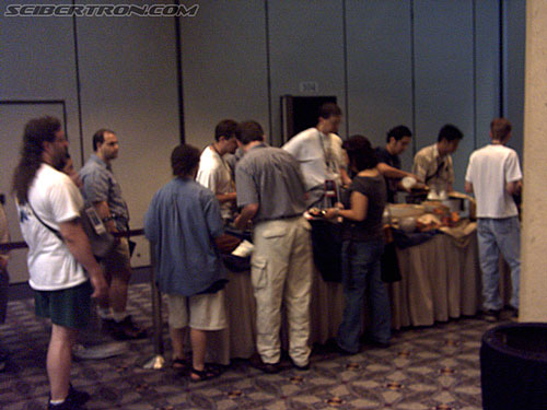 BotCon 2004: Fans and Miscellaneous Pics - Transformers Event: People standing in line for the BotCon Breakfast (06/19/2004)