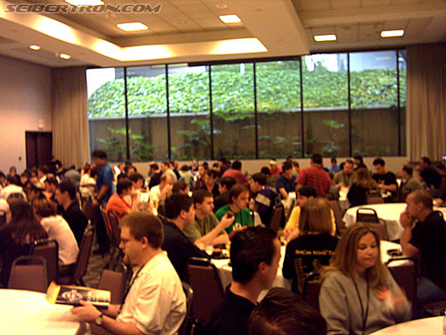 BotCon 2004: Fans and Miscellaneous Pics - Transformers Event: The BotCon 2004 Breakfast room