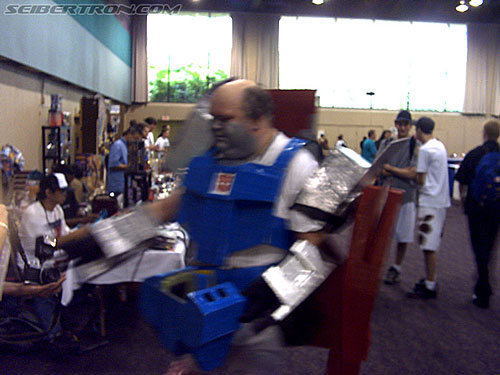 BotCon 2004: Fans and Miscellaneous Pics - Transformers Event: More fans dressed up
