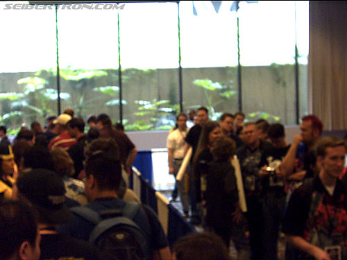 BotCon 2004: Fans and Miscellaneous Pics - Transformers Event: People standing in line for a autograph from Dan Gilvezan