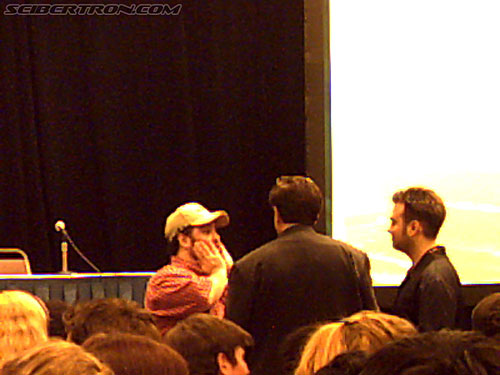 BotCon 2004: Fans and Miscellaneous Pics - Transformers Event: Two fans talking with Paul Davids (middle)