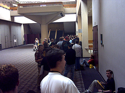 BotCon 2004: Fans and Miscellaneous Pics - Transformers Event: Yep! Still waiting...