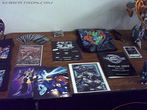 BotCon 2004: Fans and Miscellaneous Pics - Transformers Event: BotCon Stand in the Art room
