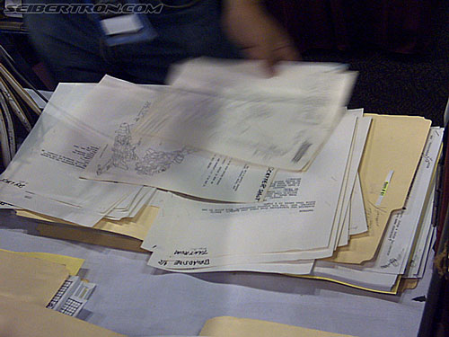 BotCon 2004: Fans and Miscellaneous Pics - Transformers Event: Some of the cool stuff Wally Burr brought along from his personal collection! Top Secret!!!
