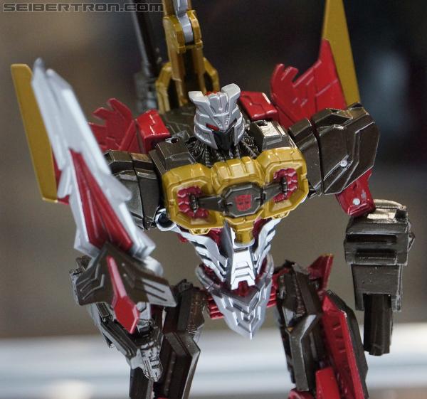SDCC 2012: Transformers Generations: Fall of Cybertron - Transformers Event: DSC01301a