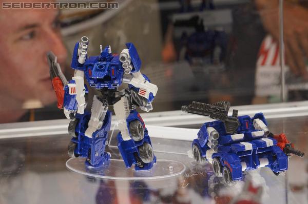 SDCC 2012: Transformers Generations: Fall of Cybertron - Transformers Event: DSC01475