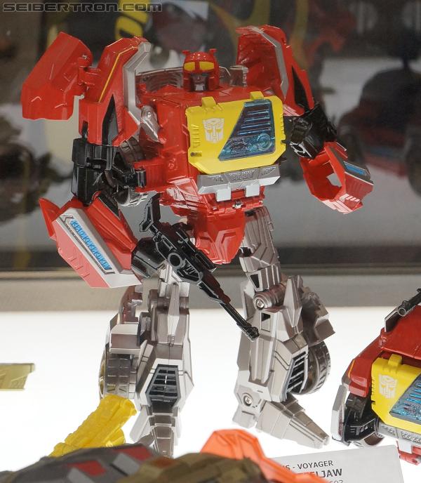 Transformers News: SDCC 2012 Coverage: Fall Of Cybertron Grimlock and Blaster Gallery Image