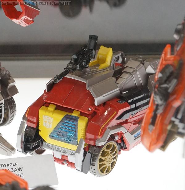 Transformers News: SDCC 2012 Coverage: Fall Of Cybertron Grimlock and Blaster Gallery Image