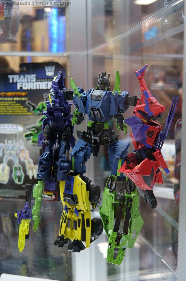 SDCC 2012: Transformers Generations: Fall of Cybertron - Transformers Event: DSC02858