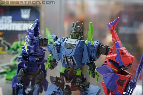 SDCC 2012: Transformers Generations: Fall of Cybertron - Transformers Event: DSC02860