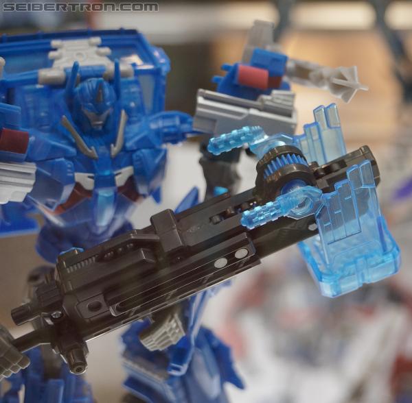 SDCC 2012: Transformers Prime - Transformers Event: DSC02056