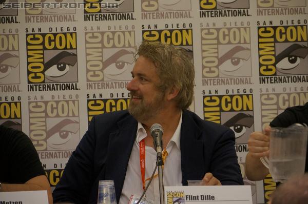 SDCC 2012: IDW's Panels - Transformers Event: DSC01537