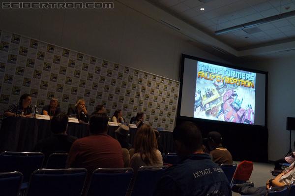 SDCC 2012: IDW's Panels - Transformers Event: DSC02829