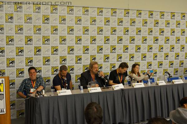 SDCC 2012: IDW's Panels - Transformers Event: DSC02832