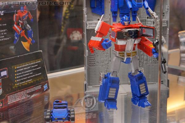 SDCC 2012 - Transformers Masterpieces