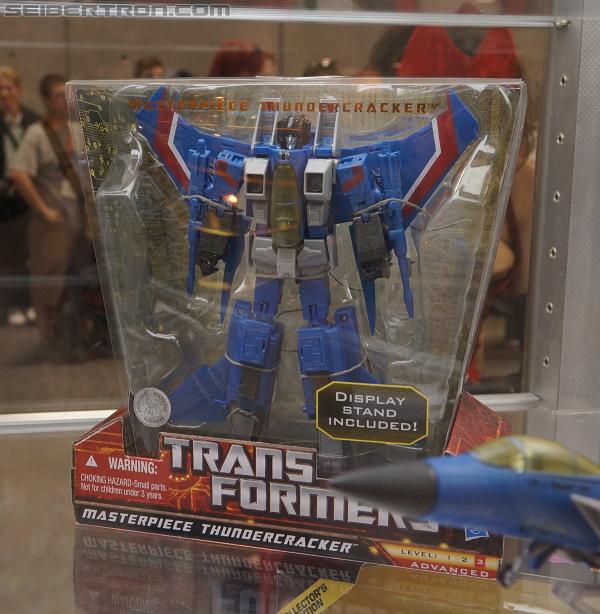 Transformers News: SDCC 2012 Coverage: Hasbro Masterpiece Optimus Prime and Thundercracker Image