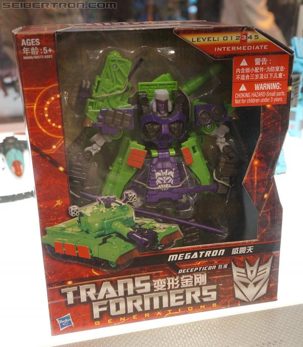 SDCC 2012: Transformers Generations China Imports - Transformers Event: DSC01975