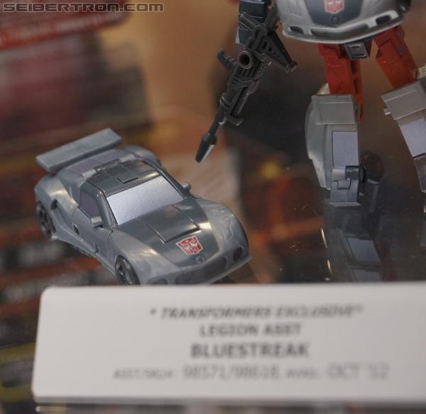 SDCC 2012: Transformers Generations China Imports - Transformers Event: DSC01993