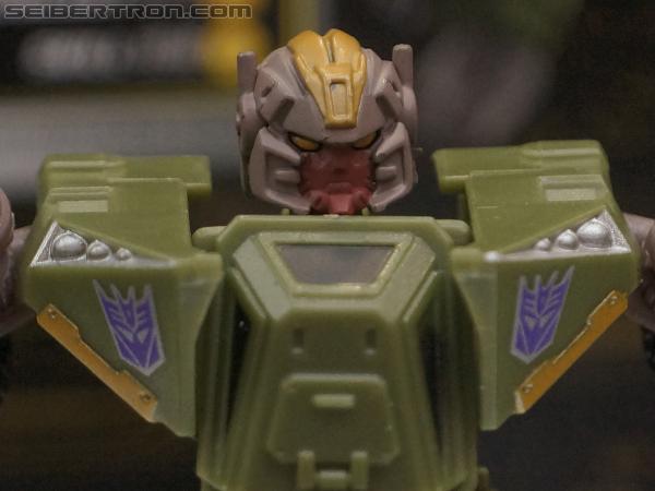 SDCC 2012: Transformers Generations China Imports - Transformers Event: DSC02009a