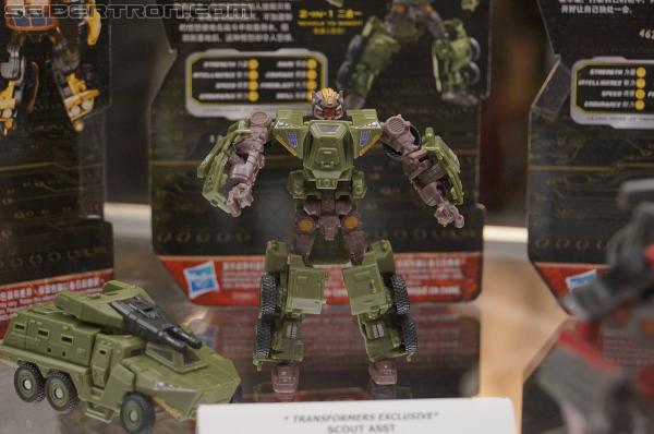 SDCC 2012: Transformers Generations China Imports - Transformers Event: DSC02010