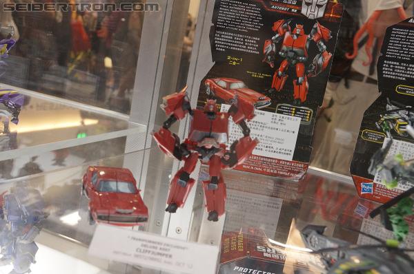 Transformers Generations GDO Deluxes Spotted at Retail