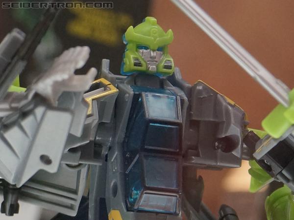 SDCC 2012: Transformers Generations China Imports - Transformers Event: DSC02036b