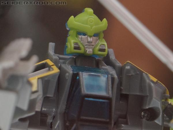 SDCC 2012: Transformers Generations China Imports - Transformers Event: DSC02037a