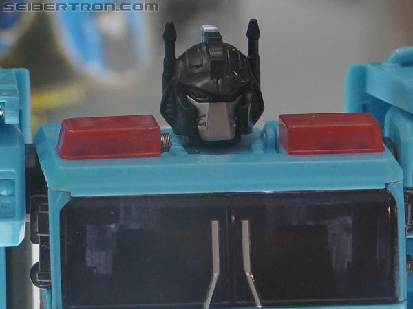 SDCC 2012: Transformers Generations China Imports - Transformers Event: DSC02044a