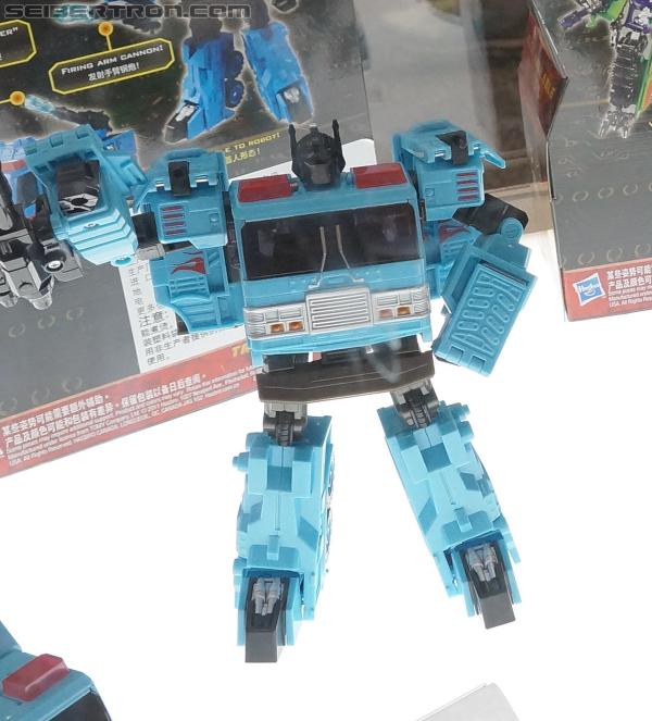 SDCC 2012: Transformers Generations China Imports - Transformers Event: DSC02049b