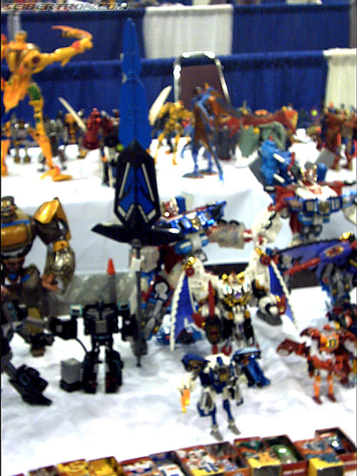 BotCon 2004: Transformers Figures - Transformers Event: Table of Fame display