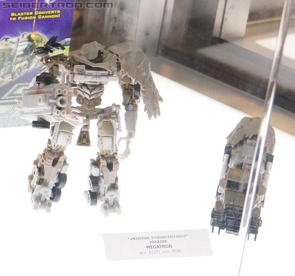 SDCC 2012: Transformers Movie Universe Products - Transformers Event: DSC01393ab