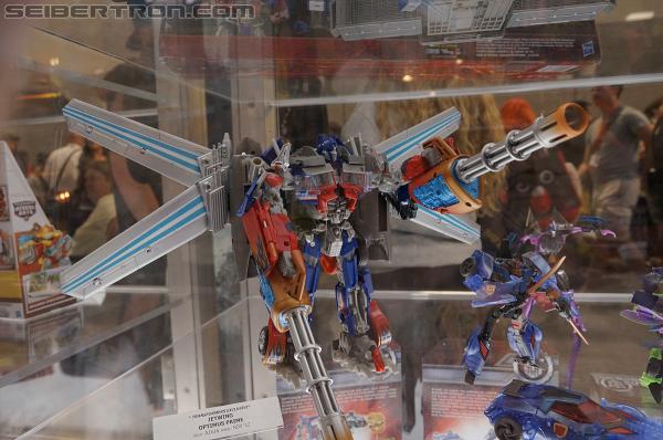 SDCC 2012 - Transformers Movie Universe Products