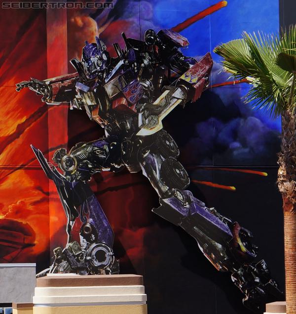 Universal Studios Hollywood - Transformers The Ride 3D: Transformers The Ride 3D - The Experience - Transformers Event: DSC04080b
