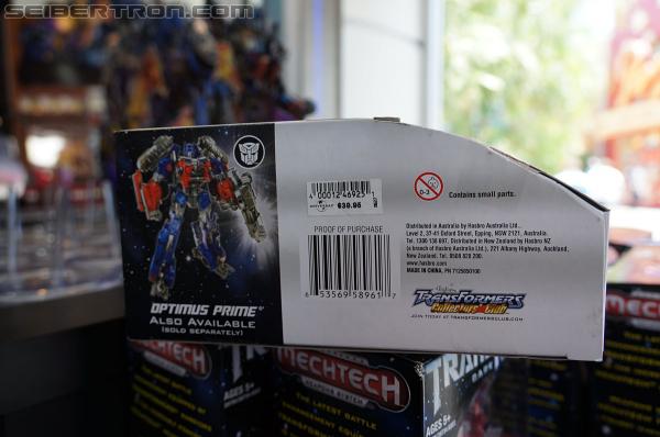 Universal Studios Hollywood - Transformers The Ride 3D: Transformers The Ride 3D - Supply Vault Store - Transformers Event: DSC03745