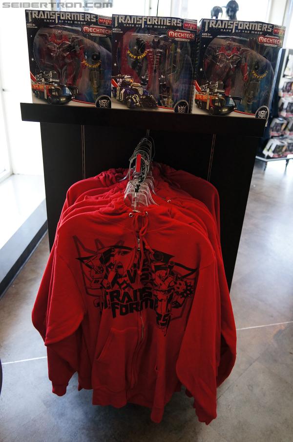 Universal Studios Hollywood - Transformers The Ride 3D - Transformers The Ride 3D - Supply Vault Store