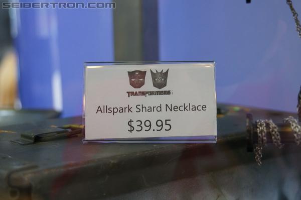Universal Studios Hollywood - Transformers The Ride 3D: Transformers The Ride 3D - Supply Vault Store - Transformers Event: DSC03755