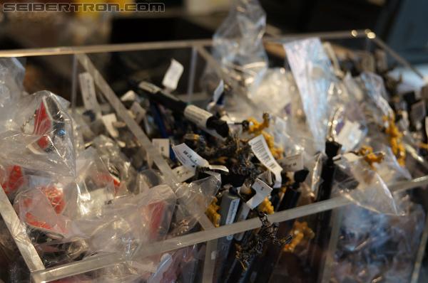 Universal Studios Hollywood - Transformers The Ride 3D: Transformers The Ride 3D - Supply Vault Store - Transformers Event: DSC03769