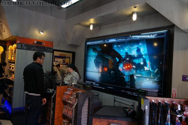 Universal Studios Hollywood - Transformers The Ride 3D: Transformers The Ride 3D - Supply Vault Store - Transformers Event: DSC03906