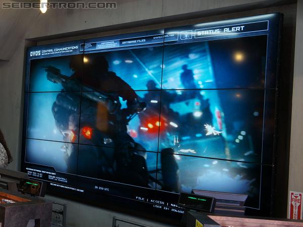 Universal Studios Hollywood - Transformers The Ride 3D: Transformers The Ride 3D - Supply Vault Store - Transformers Event: DSC03906a