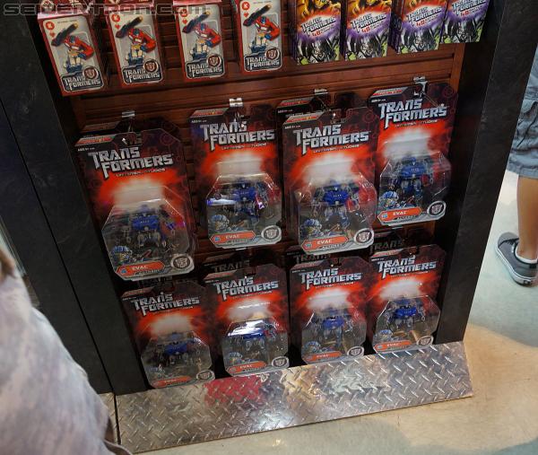 Transformers News: Seibertron.com's tour of Transformers The Ride 3D at Universal Studios Hollywood - Part 2: Image