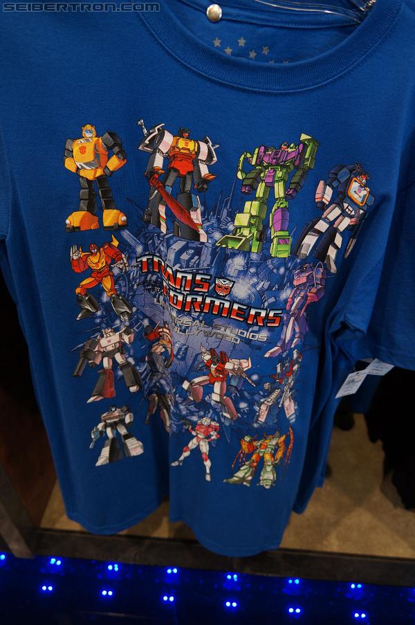 Universal Studios Hollywood - Transformers The Ride 3D: Transformers The Ride 3D - Supply Vault Store - Transformers Event: DSC03948