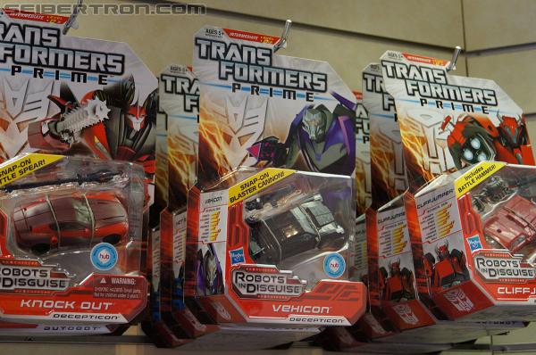 Universal Studios Hollywood - Transformers The Ride 3D: Transformers The Ride 3D - Supply Vault Store - Transformers Event: DSC04061