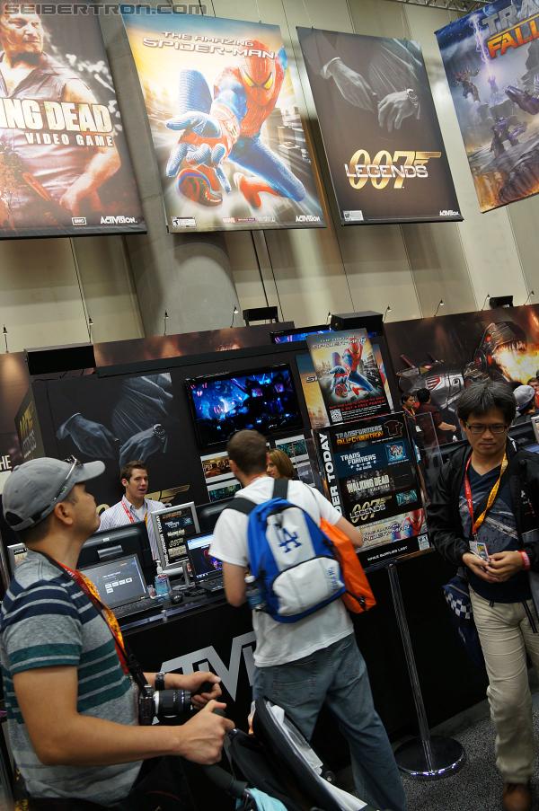 SDCC 2012: Activision Fall of Cybertron Panel and Booth - Transformers Event: DSC02883