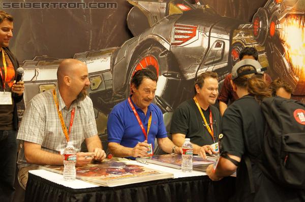 SDCC 2012: Activision Fall of Cybertron Panel and Booth - Transformers Event: DSC02890
