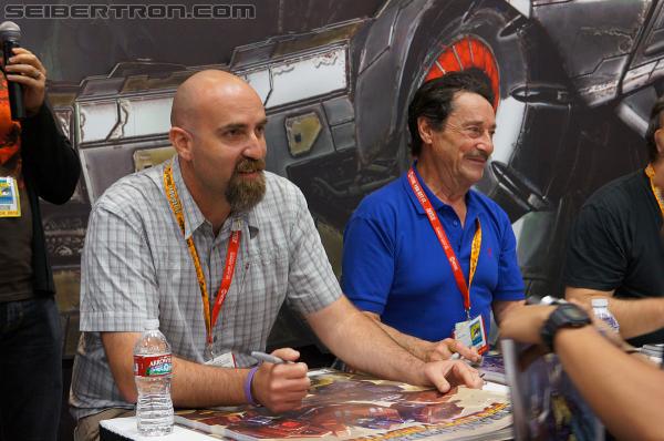SDCC 2012: Activision Fall of Cybertron Panel and Booth - Transformers Event: DSC02921