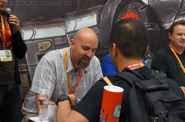 SDCC 2012: Activision Fall of Cybertron Panel and Booth - Transformers Event: DSC02925