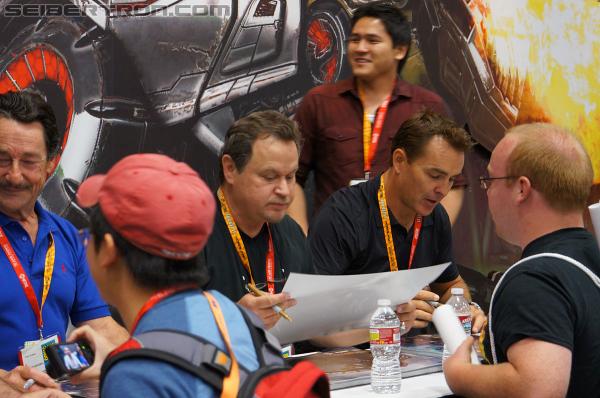 SDCC 2012: Activision Fall of Cybertron Panel and Booth - Transformers Event: DSC02942